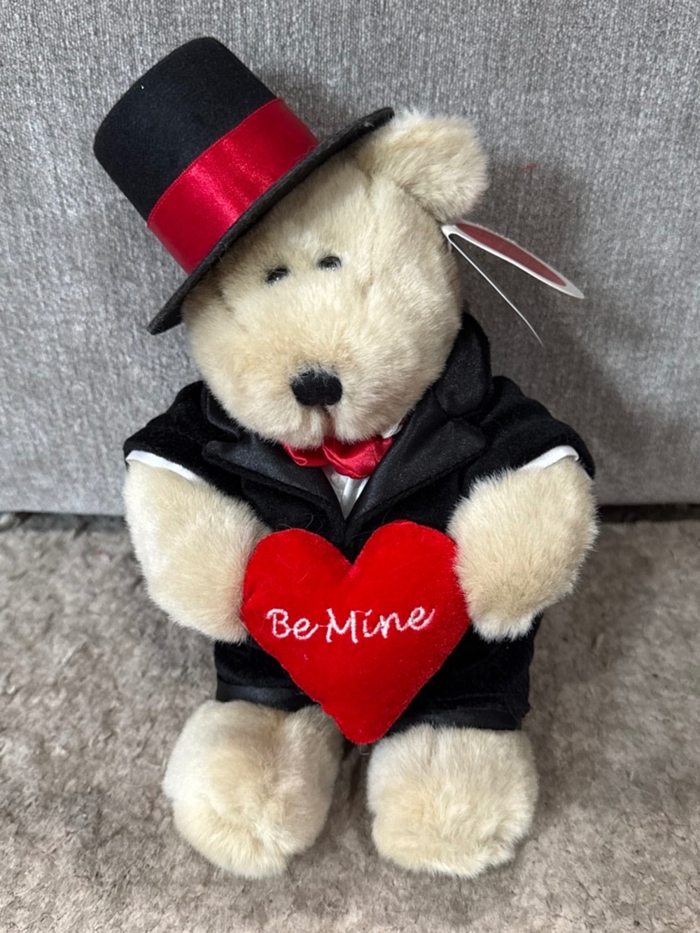 Starbucks Bearista 2002 18th Edition Be Mine Valentine Tuxedo Plush Bear NWT